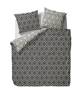 Black and White Geometric Bedding